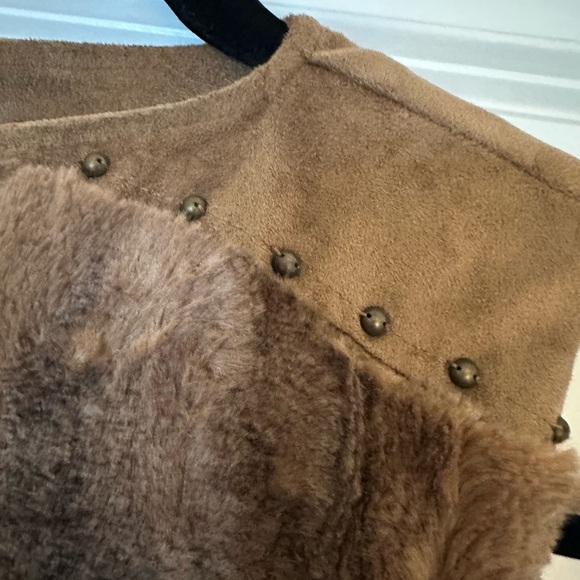 Reba Faux Fur Brown Fringe Vest - Picture 3 of 7